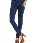 A clean, dark wash and skinny leg style unite on these quintessential every day jeans from Tommy Girl!