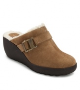 The open back design on Aerosoles' Riveted suede clogs makes them easy to slip on, while the round-toe design and faux shearling lining provide plenty of comfort and warmth. With a 2-1/4 wedge heel and buckle embellishment.