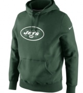 Shout out to your favorite NFL football team with this comfortable New York Jets hoodie from Nike.