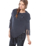 Belle Du Jour's knit poncho is this season's wardrobe-staple. It's perfect for days when you are short on time, just throw it on with jeans for a fashion-forward look.