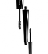 Following the success of the Le 2 mascara, Guerlain introduces a new weapon of seduction: Le 2 Volume. This double brush tool is increasing its wealth of talents to bring us outrageous volume and dramatic curl. Brush one boosts volume and curl for high drama lashes, while revolutionary brush two strengthens curl and intensifies color with a deep black lacquer. 