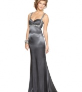 Look like Prom royalty with this beaded Morgan long gown - an open back adds eye-catching appeal!