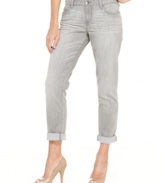 Kick your blues to the curb and lighten up in this Calvin Klein Jeans look, featuring a fresh gray wash.