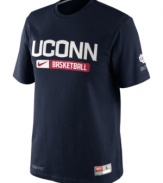 Be a part of the wave-help keep team spirit up with this Connecticut Huskies NCAA basketball t-shirt from Nike.