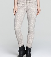 Put an ultra-feminine spin on your denim collection with this Free People skinny jeans, emblazoned with a floral print.