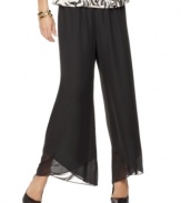 A tulip hem puts a sophisticated spin on Alex Evenings' dress pants. All it takes is a sparkling top and a pair of strappy shoes to complete the look!