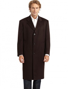 THE LOOKLuxe 2-ply cashmere from expertly maintained inner Mongolian cashmere goatsFeatures long, fine THE LOOKLuxe 2-ply cashmere from expertly maintained inner Mongolian cashmere goatsFeatures long, fine