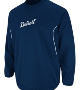 Step up to the plate. Send some positive energy to your favorite team in this sweet Detroit Tigers MLB fleece with Therma Base technology from Majestic.