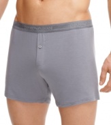 This super comfortable knit boxer provides classic support and maintains its features after several washes.