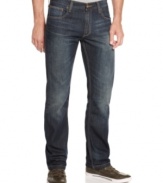 Soon to become your new standard, these Levi's jeans have the slim, straight fit that works on every build. (Clearance)