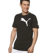 Big cat. With an oversized logo front-and-center, this Puma T shirt supersizes a classic look.