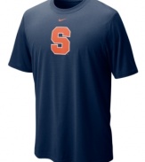 Keep team spirit rolling with this Syracuse Orange NCAA t-shirt from Nike.