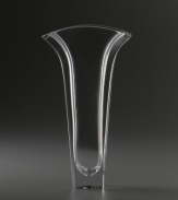 Mimicking a modern lily, this crystal vase from Nambé lithely rises to the dramatic occasion.