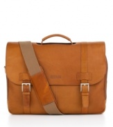 With a rugged and stunning style, this case is living proof that business is often an adventure. The dynamic design includes a full flapover closure to secure your precious cargo, including a front compartment with padded computer pocket for laptops with screens up to 15.4.