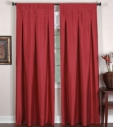 The Imperial window panel gives your room a stately appeal with its silk-like sheen, fabric-covered buttons and inverted pleats. Fully lined.