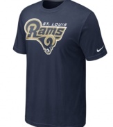 From the pre-game to after-party, show off your St. Louis Rams pride in this NFL football t-shirt from Nike.