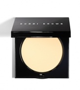 The final touch to the perfectly made-up face. Bobbi Brown Sheer Finish Loose Powder is also available as a pressed powder in a sleek, square compact. An elegant and easy way to carry your powder throughout the day. Comes with Pressed Powder Puff.