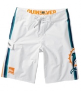 Weather might change but your love for football doesn't. Show off your allegiance to the Miami Dolphins even in the off-season with these NFL board shorts from Quiksilver.