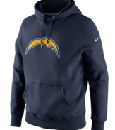 Shout out to your favorite NFL football team with this comfortable San Diego Chargers hoodie from Nike.