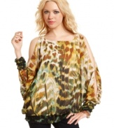 Voluminous and earthy, Jessica Simpson's split sleeve top makes a big style statement.