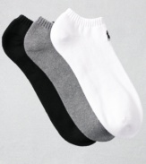This sporty crew sock offers unmatched comfort and a streamlined cut for a superior workout.