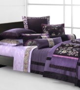 Soft velvet in a rich, deep purple shade gives the Imperial Palace sham from Natori a regal appeal. Featuring button closure.