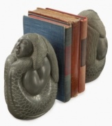 Tell a story from start to finish with these Heart of Haiti bookends. Leogane's carvers hike a mountain to the river where they select stones that – after careful carving and polishing – become this whimsical pair depicting the island's mermaid goddess, La Sirene.