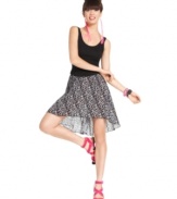A checkered print adds two-toned flavor to this asymmetrical skirt from Material Girl! Doll-up the style with bright sandals for an extra-cute day look!