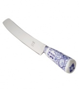 Made of durable Imperialware and adorned with an exquisite blue and white motif, this elegant challah knife is perfect for slicing the loaf of braided bread enjoyed on Jewish holy days. (Clearance)