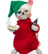 A thoughtful mouse leaves Santa a special bottle of holiday bubbly in this essential figurine for Coca-Cola collectors. Crafted with the soft, flexible features and unmistakable style of Annalee.