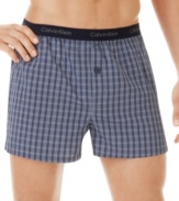 Less bulky than the classic boxer, this woven cotton underwear features a slim fit and soft feel.
