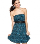 Dress to thrill in this strapless frock from Ali & Kris that features a super-cute woven belt and a print that pops!