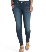 Turn to Levi's 535 dark wash denim leggings for your perfect, every day denim style.