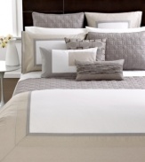 Unwind with bedding that looks modern, but feels like classic Hotel Collection. Boasting 400-thread count pima cotton with wrinkle resistant finish, this Modern Block comforter creates a cozy environment and provides a 5-star look.