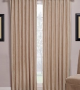 Give your room a bold makeover with the lush feel of a faux suede panel. Its Insuladark lining technology provides insulation for any climate and offers a more private, quieter setting. Available in six tones, this elegant panel is ideal for any room.