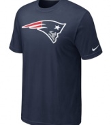 Go big! Display your love for the New England Patriots loud and proud in this oversized-logo t-shirt from Nike.