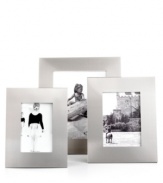 Clean lines and a sleek brushed finish make this aluminum picture frame an always-stylish look for contemporary homes. A versatile choice for landscape or portrait photos.