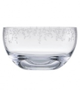 Etched with stems of leafy foliage, the lovely Gardner Street bowl from kate spade emanates fresh, contemporary elegance in luminous crystal. A beautiful gift for style-minded brides.