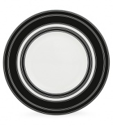Bold black and white stripes create a crisp, graphic pattern that lends your tabletop a touch of modern sophistication.