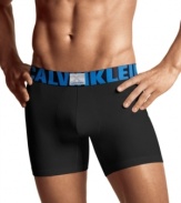 Full coverage for the guy on the go. These Calvin Klein boxer briefs are designed to stay with you all day.