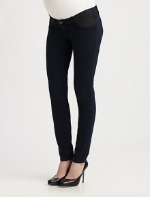 Sleek slim-fit hip huggers with a lower waist are perfect for the expectant mom.THE FITSlim-fit Inseam, about 29THE DETAILSBelt loops Front zip fly and button closure Cotton/polyester/lycra; machine wash Made in USA