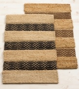 Classic cable and traditional jute braiding meet in this stylish rug from Lauren Ralph Lauren. Natural backing.