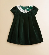 A delicate lace collar adorns the neckline of this plush velvet frock with matching satin sash for a party-perfect look.Lace collarShort puff sleevesBack zipperWaistband with satin sashPleated skirtCottonMachine washImported