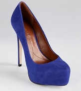 In royal blue suede, the Boutique 9 Kimberly platforms showcase saturated color on a sky-high silhouette.