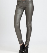 A stretchy, metallic style with a five-pocket design, crafted with quality and attention to details.THE FITFitted through hips, thighs and legsRise, about 8Inseam, about 30THE DETAILSZip flyFive-pocket style60% cotton/35% polyester/5% Lycra® spandex; dry cleanMade in USA of imported fabricsModel shown is 5'9 (175cm) wearing US size 2.