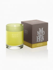A melodious plume. A harmony of scent. Breathe in the calming aroma of nightingale song, blending lily of the valley, violet leaf, rose, jasmine and patchouli. A candle ideal for those seeking a fresh scent that relieves the stresses of the day. Burn time to 30-40 hrs. A melodious plume. A harmony of scent. Breathe in the calming aroma of nightingale song, blending lily of the valley, violet leaf, rose, jasmine and patchouli. A candle ideal for those seeking a fresh scent that relieves the stresses of the day. Burn time to 30-40 hrs.