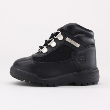 Every part of this sturdy boot's been designed with dusty back yards, grassy fields and distant rocky tracks in mind. Pull 'em on and head out to put them to the test. Every part of this sturdy boot's been designed with dusty back yards, grassy fields and distant rocky tracks in mind. Pull 'em on and head out to put them to the test.
