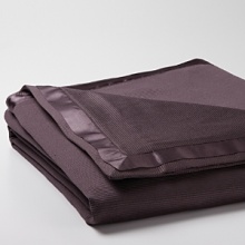 Soft and seductive ottoman striped duvet trimmed with a 1.25 silk flange. Soft and seductive ottoman striped duvet trimmed with a 1.25 silk flange.