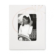 The new Belle Boulevard collection from Kate Spade reflects the classic elegance that is identifiably Kate Spade. The pattern features an etched looping bow design. The new Belle Boulevard collection from Kate Spade reflects the classic elegance that is identifiably Kate Spade. The pattern features an etched looping bow design.