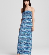 You're shore to love this beach-ready Aqua maxi dress rendered in oceaninc tie-dye hues for sandy-day style. Barefoot or in summer's de rigeueur espadrille's, this warm-weather look in the best of the best.